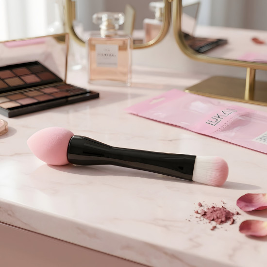 Makeup Brush